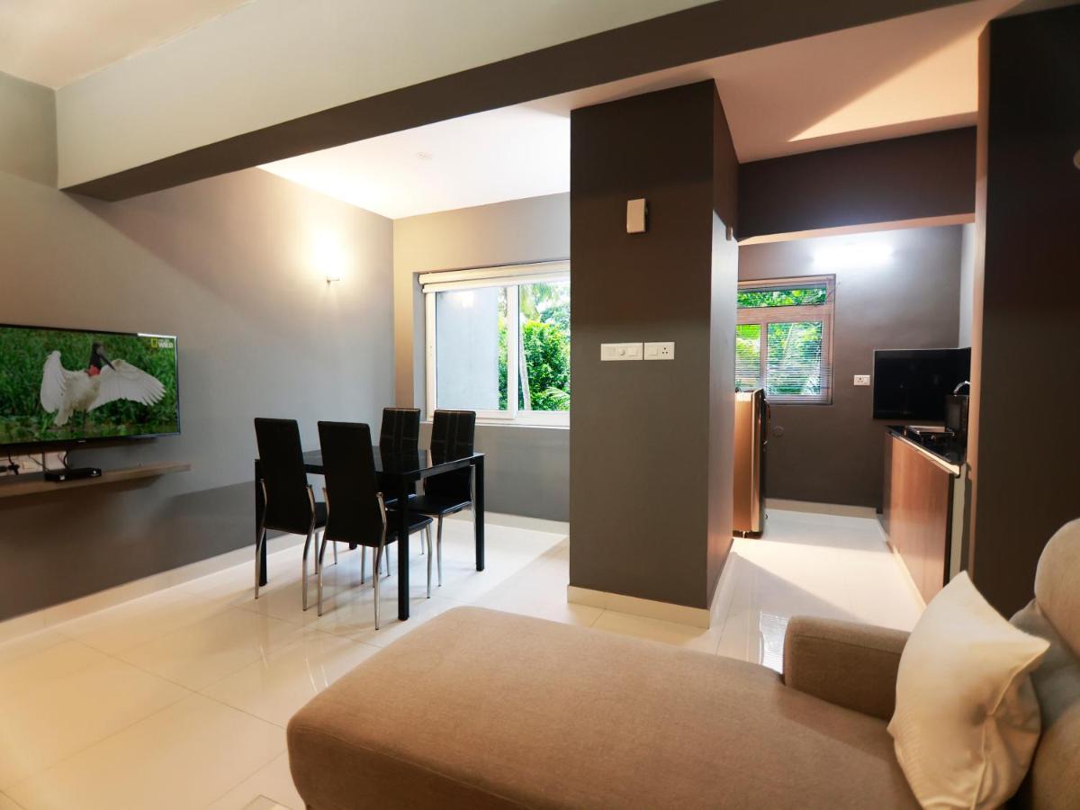 Transit Suites By Grandwest Nedumbassery Esterno foto